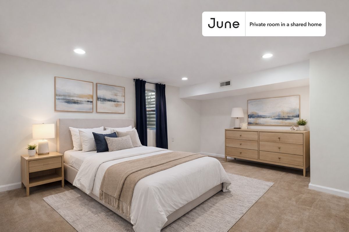 Room in Shared 5 bed/2 bath home - Room in Shared 5 bed/2 bath home