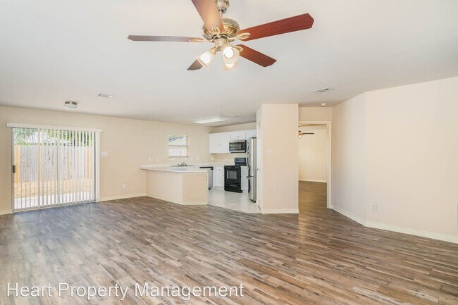 Building Photo - 3 br, 2 bath House - 1808 Lynnwood Hill Dr