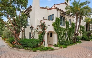 Building Photo - 212 Santa Barbara St