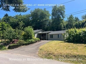 Building Photo - 4512 SW Fairvale Ct