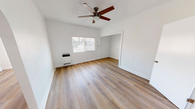 Interior Photo - 1565 S Hobart