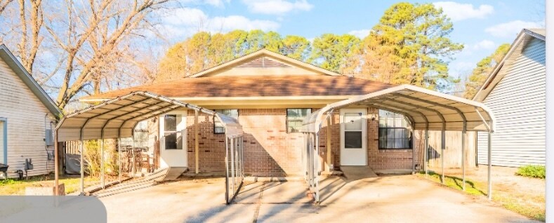 Primary Photo - 407A Mildred St