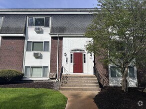 Building Photo - 41 Will Dr