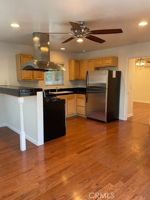 Building Photo - 902 Osceola St