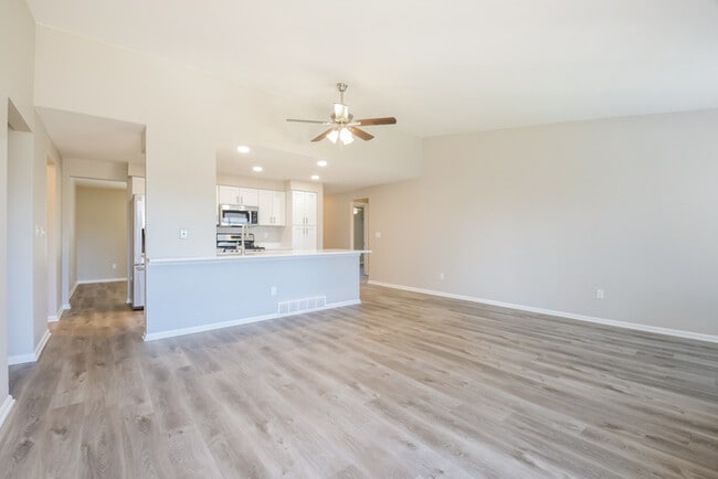Building Photo - 4230 S Biscay Cir