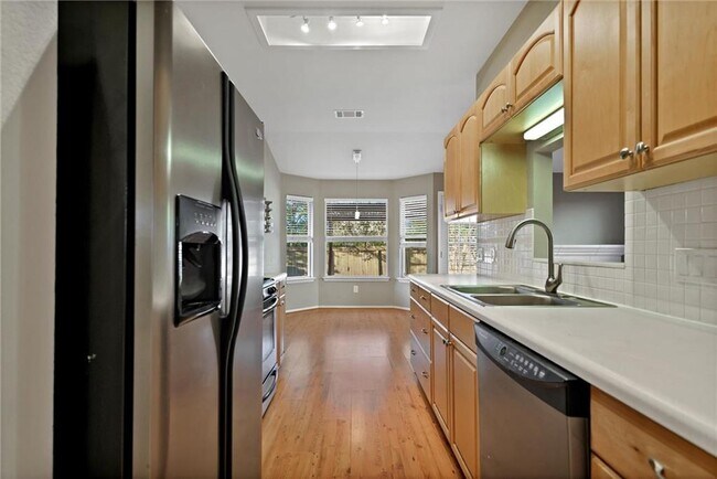 Building Photo - 3113 Sauls Dr