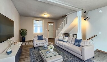 Building Photo - 1005 12th St N