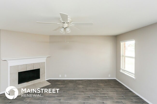 Building Photo - 707 River Run Dr