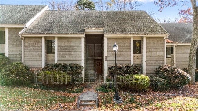 Building Photo - 1522 Benjamin Pkwy