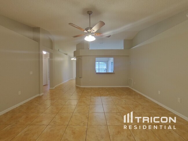 Building Photo - 1301 Wildberry Ln