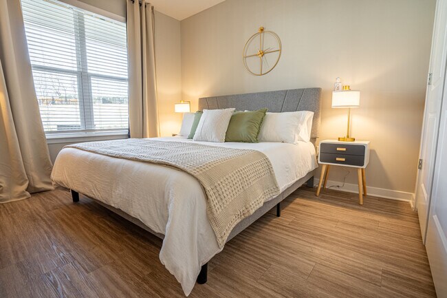 Foto del edificio - 110 Addison Rd