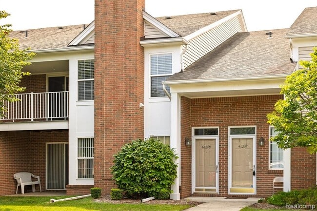 Foto del edificio - 46257 Cavalier Dr