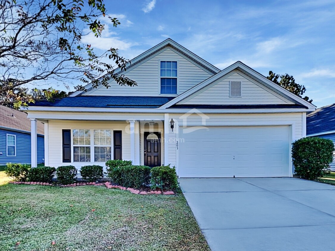 Foto principal - 203 Briarbend Road