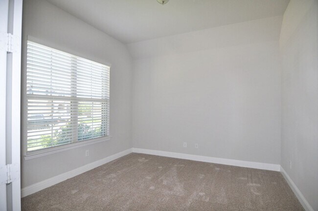 Foto del edificio - Wonderful 3-2-2 with Study in Northlake, N...
