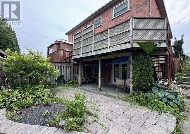 Photo du bâtiment - 121 Primeau Dr