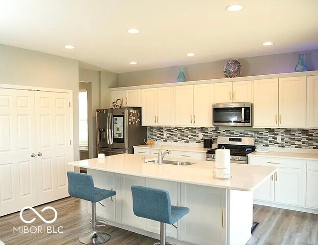 Building Photo - 1125 Barberry Dr