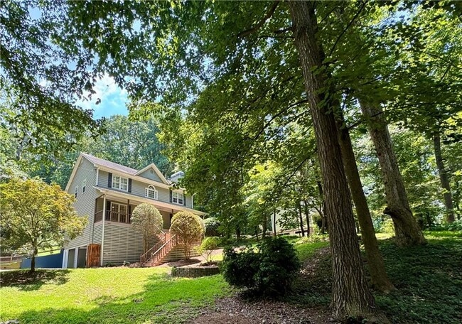 Building Photo - 154 Junaluska Dr
