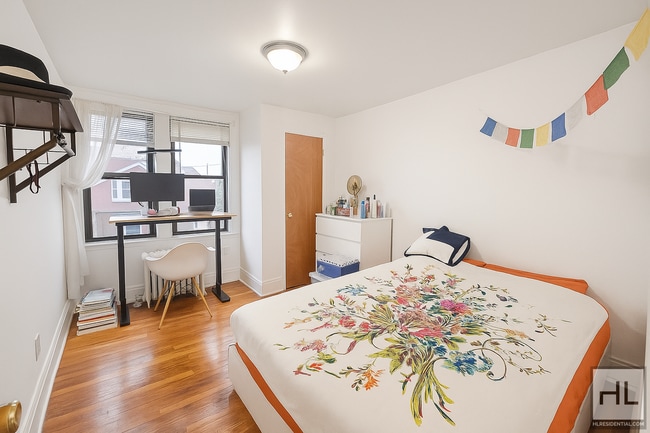 Foto del edificio - 32 STREET