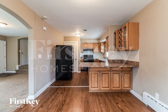 Building Photo - 112 W Glenlake Ave