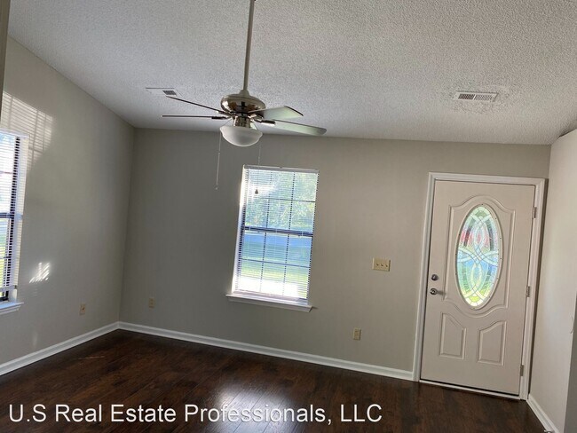 Foto del edificio - 3 br, 2 bath House - 1308 Forest Lake