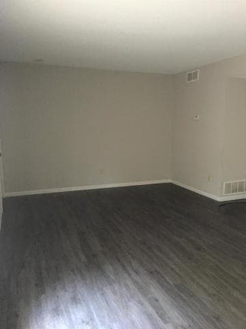 Building Photo - 2216 Live Oak Ln