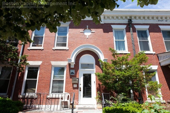 Building Photo - 1743 Commonwealth Ave