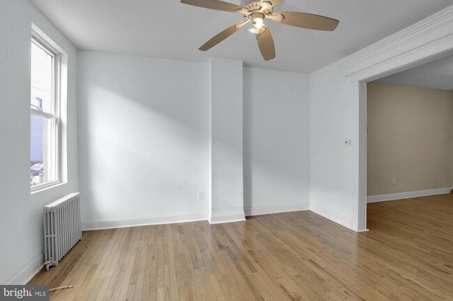 Foto del edificio - 443 Emily St