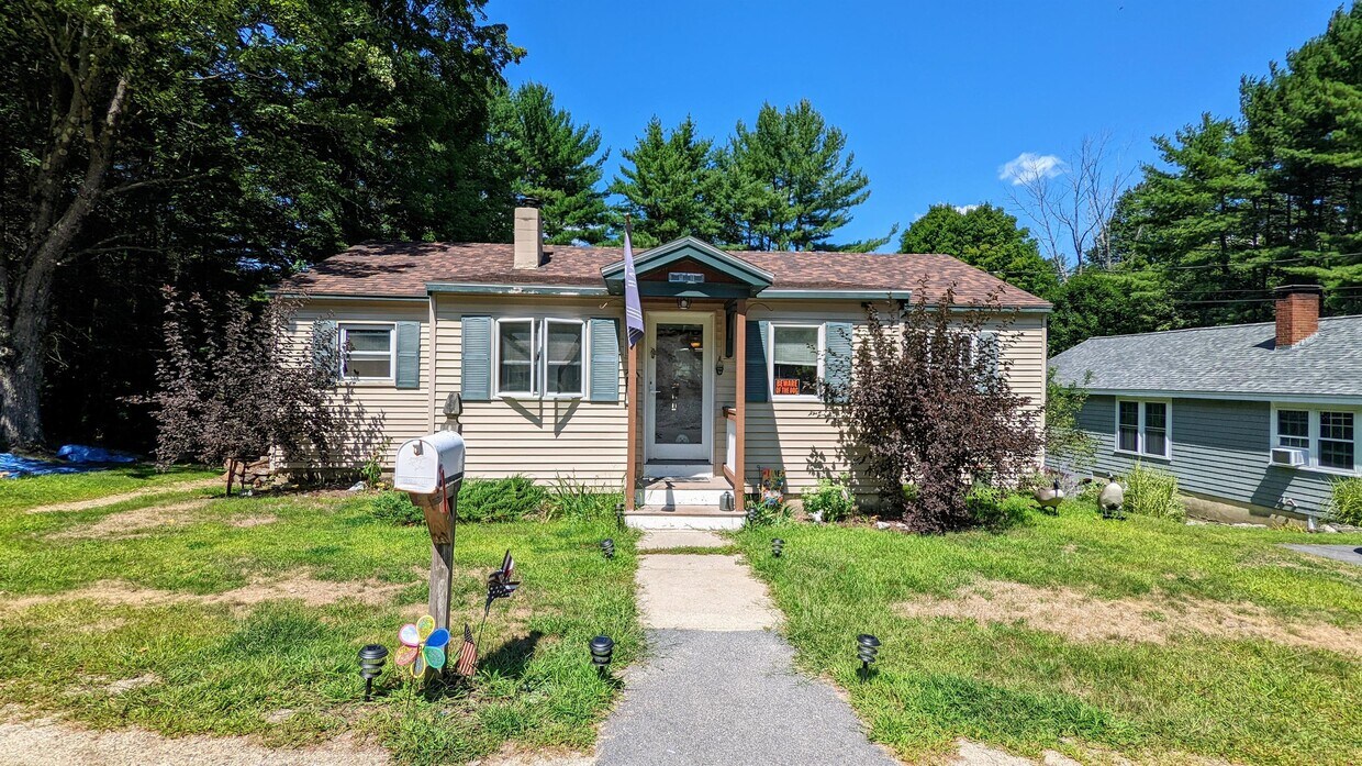 6 Neal Shore Rd, Meredith, NH 03253 House Rental in Meredith, NH