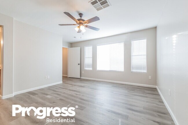 Building Photo - 7234 S 39th Dr