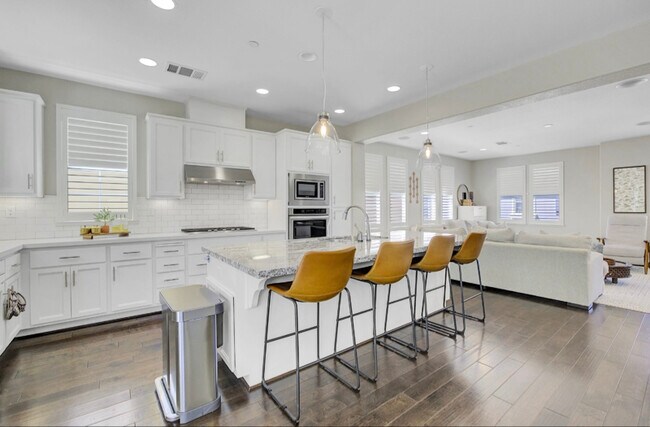 Foto del edificio - 244 Selby Lane