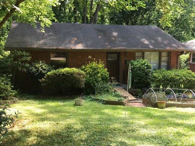Cozy home on the best street in the city of Decatur - 174 Ridgeland Ave House