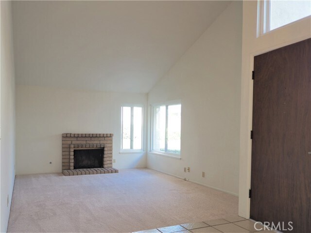 Building Photo - 30 Alderwood