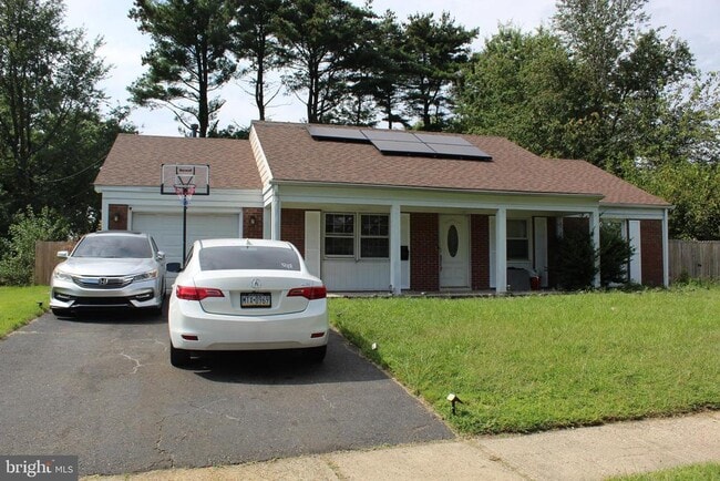 Building Photo - 34 Garrison Cir