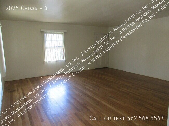 Foto del edificio - 2025 Cedar-4