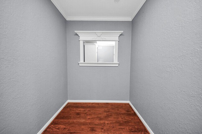 Building Photo - 1529 Wirt Rd