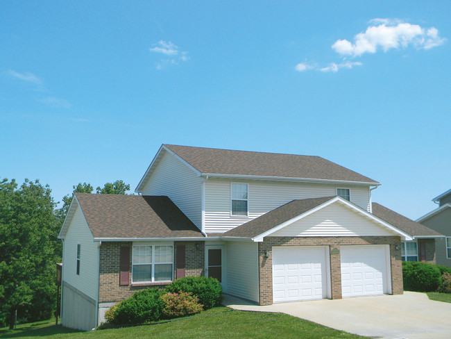 Building Photo - Southern Hills Townhouses &amp; Apartments...