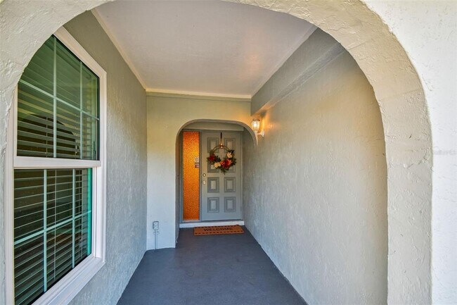 Building Photo - 3165 Woodmont Dr