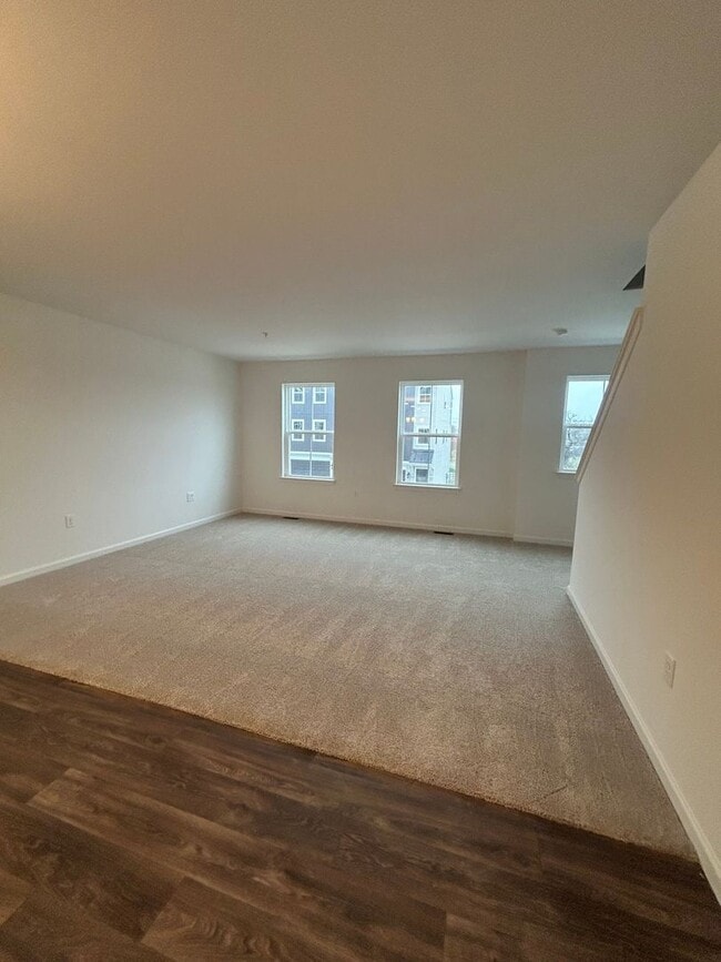 Foto del edificio - Newly Built 3 Bed, 2.5 Bath Townhome in Carlisle