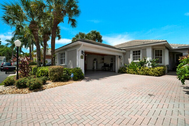 Foto del edificio - 22831 Windsor Wood Ct
