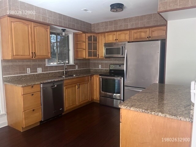 Foto del edificio - 3117 Point Clear Dr