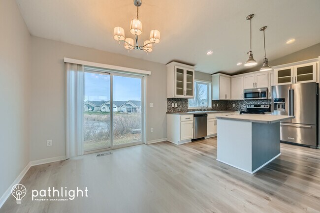 Foto del edificio - 10093 179th Avenue Northwest