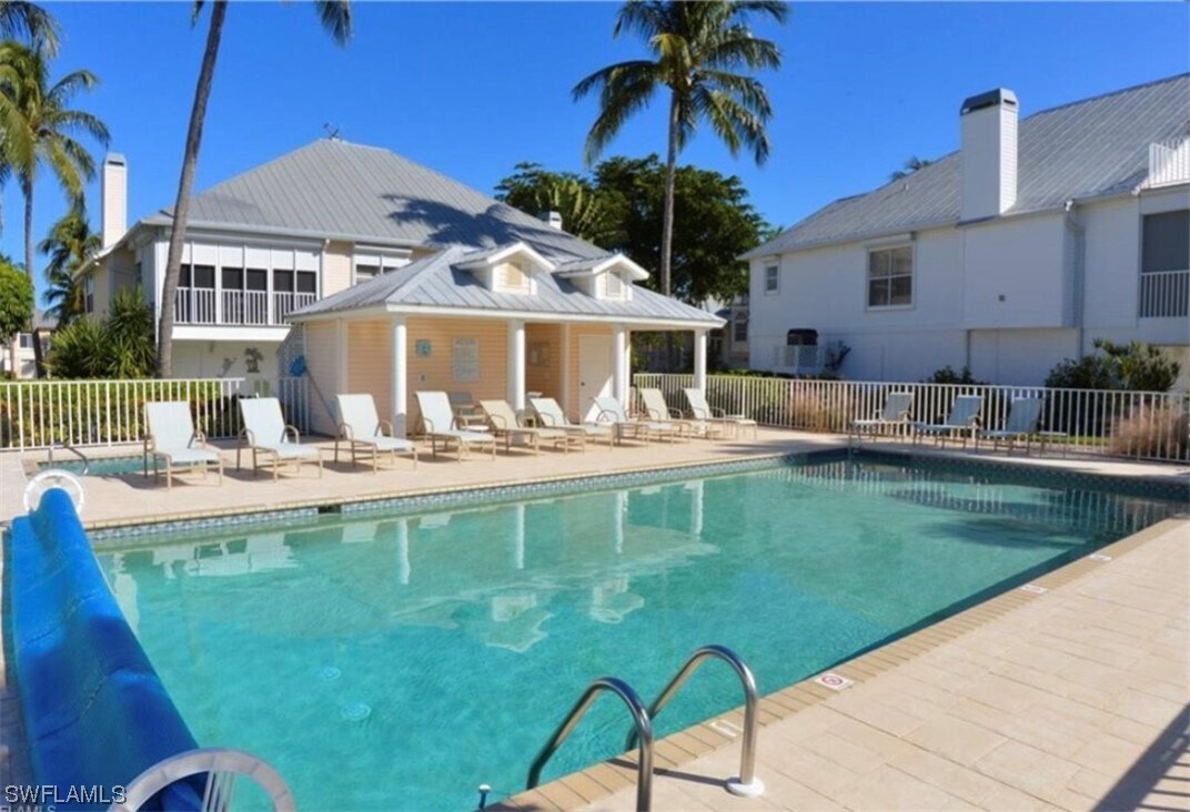 Foto principal - 372 Lenell Rd