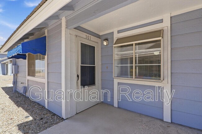 Building Photo - 5355 Rod Ct