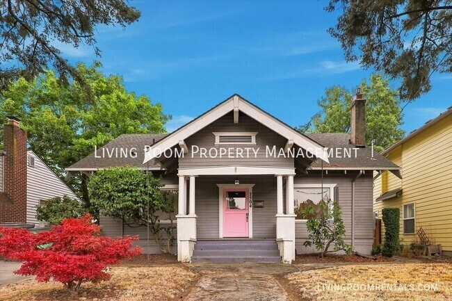 Photo - 7504 SE Woodstock Blvd- House