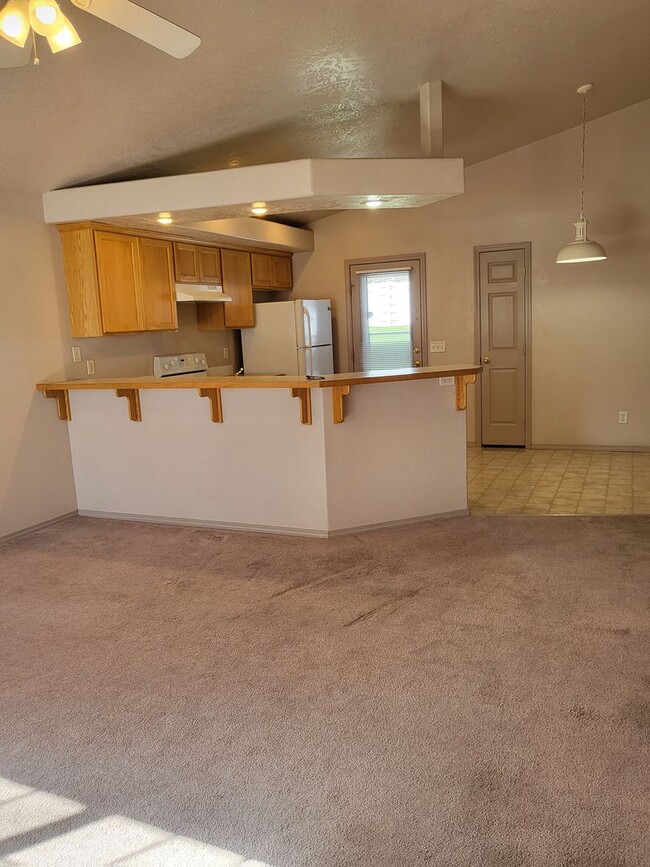 Building Photo - Cute Nampa Home