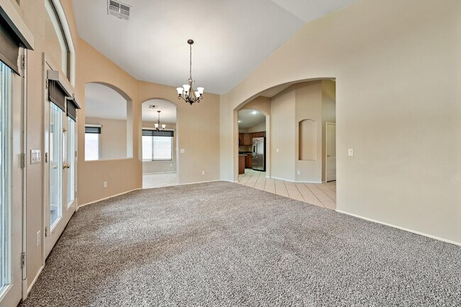 Foto del edificio - 8205 S 45th Ln