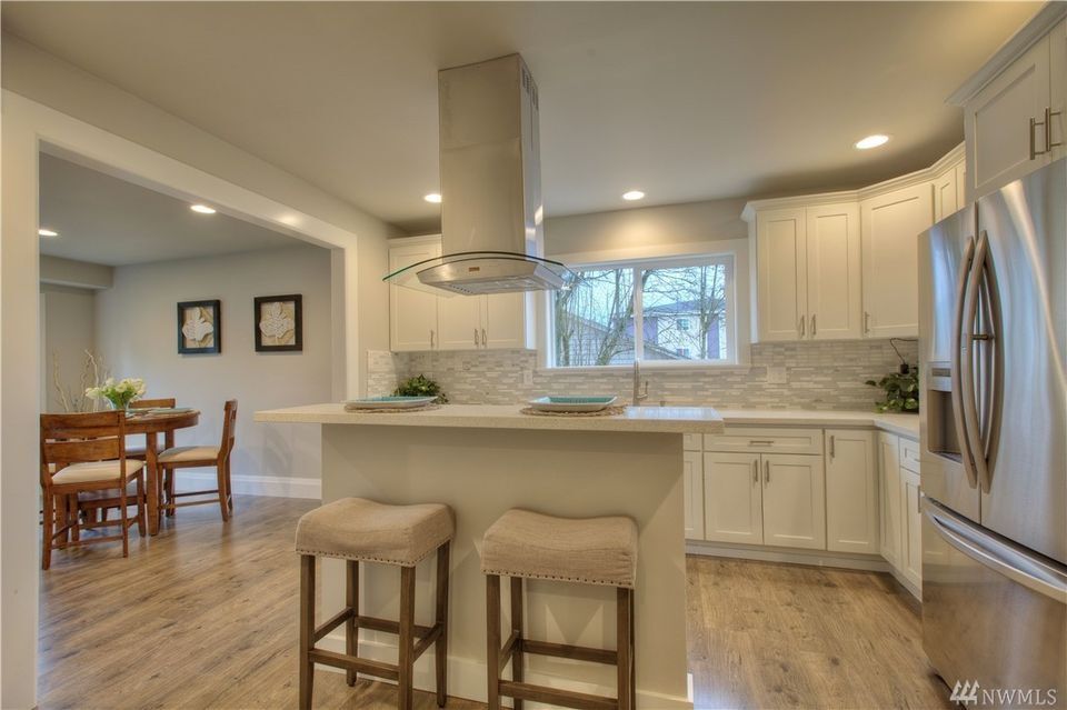 Foto principal - 4238 S 164th St