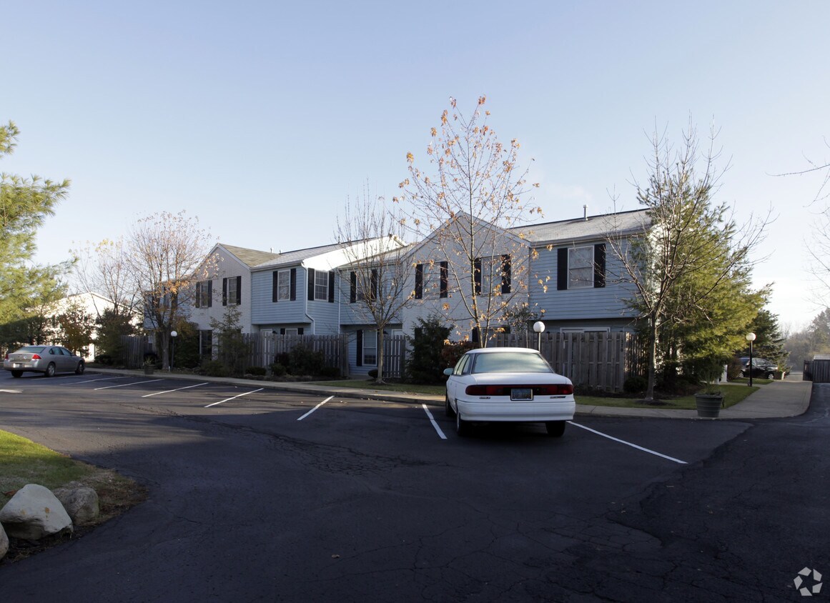 Foto del edificio - Waterside Townhomes