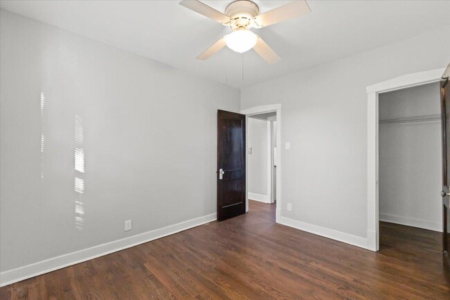 Building Photo - 1 bedroom in Chicago IL 60618