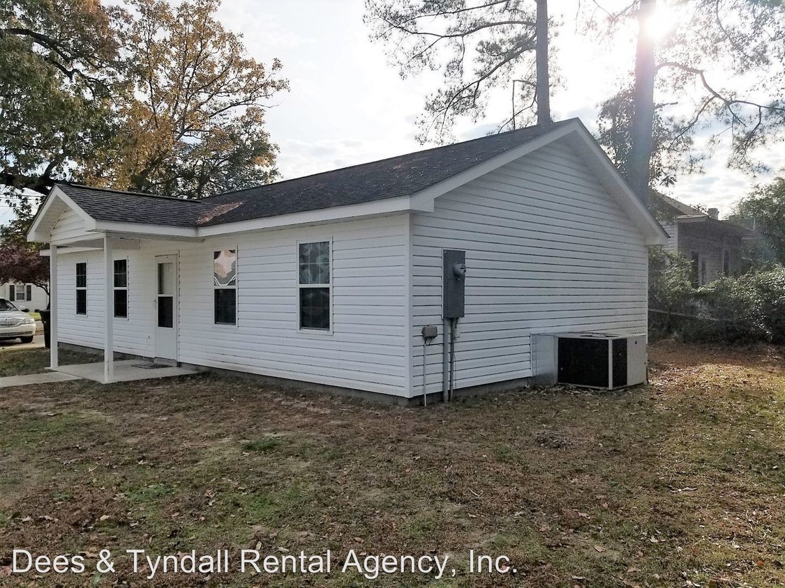 Primary Photo - 2 br, 1 bath House - 407 SE Third Street
